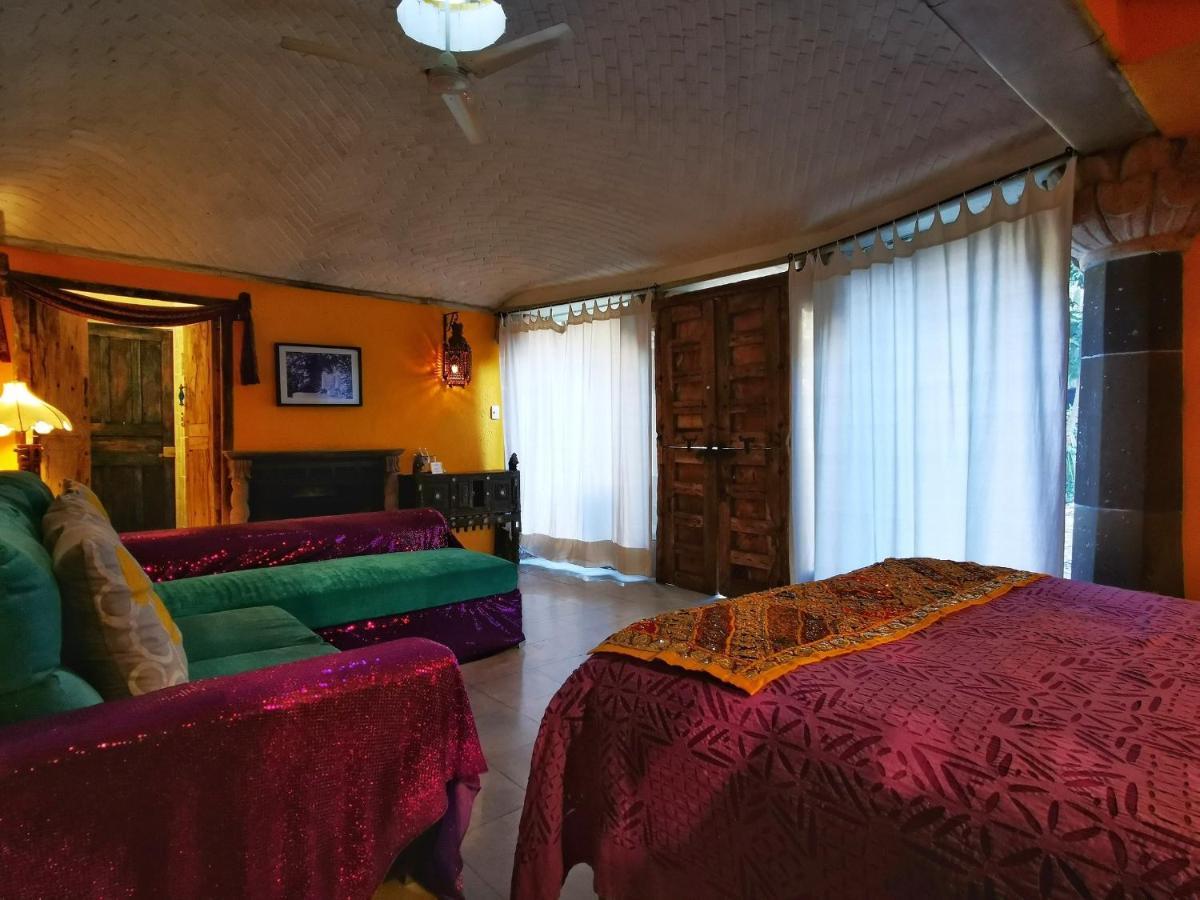 Casa De Los Espiritus Alegres By Rotamundos غواناخواتو المظهر الخارجي الصورة